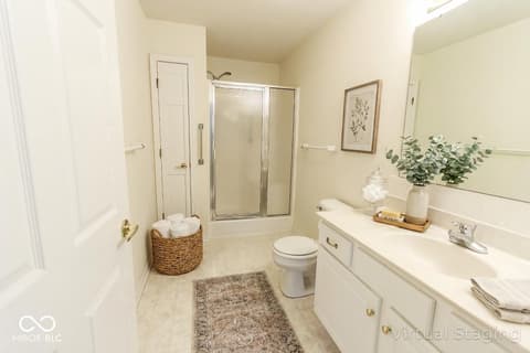 Photo of 8327 Frankdale Court, Indianapolis, IN