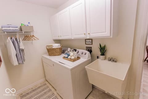 Photo of 8327 Frankdale Court, Indianapolis, IN