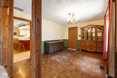 Dining room at 9852 N Woodland Drive, Mooresville, IN