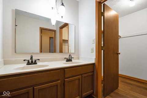 Primary bathroom at 9852 N Woodland Drive, Mooresville, IN