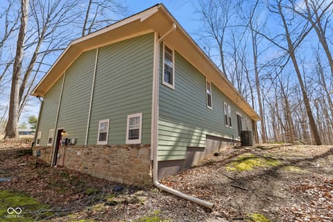 Side exterior at 9852 N Woodland Drive, Mooresville, IN