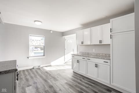 Photo of 5760 Grandview Drive, Indianapolis, IN