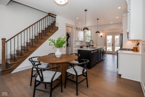 Photo of 122 E 32nd Street, Indianapolis, IN