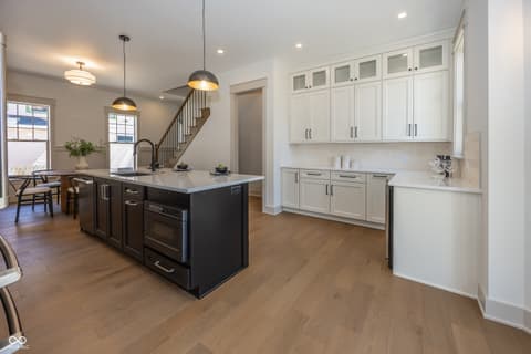 Photo of 122 E 32nd Street, Indianapolis, IN
