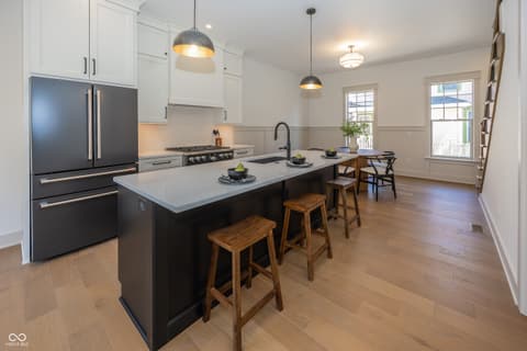 Photo of 122 E 32nd Street, Indianapolis, IN