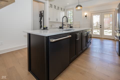 Photo of 122 E 32nd Street, Indianapolis, IN