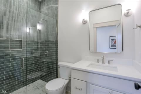 Photo of 122 E 32nd Street, Indianapolis, IN