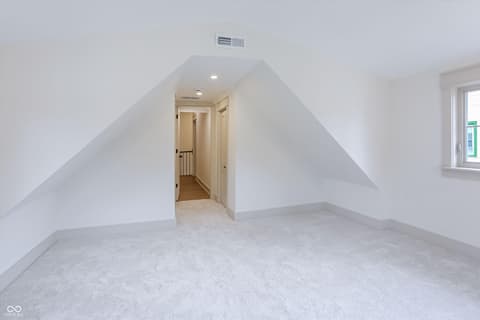 Photo of 122 E 32nd Street, Indianapolis, IN
