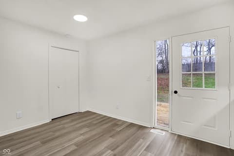 Photo of 401 W Iroquois Drive, Ellettsville, IN