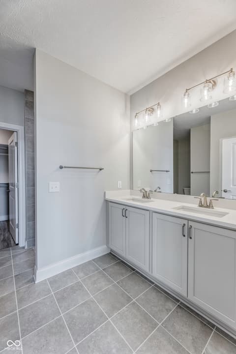 Photo of 2418 N Keenan Circle, Westfield, IN
