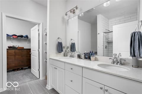 Photo of 745 Stone Trace Court, Avon, IN