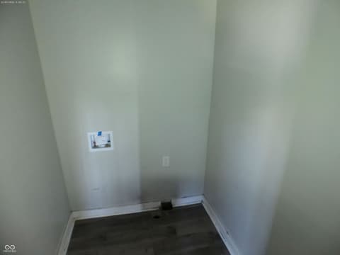 Laundry room at 531 Jackson Street, Hope, IN