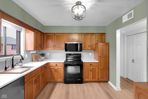 Photo of 1710 Charlestown New Albany Road