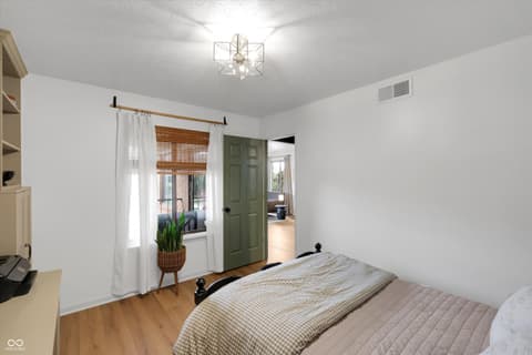 Photo of 1710 Charlestown New Albany Road