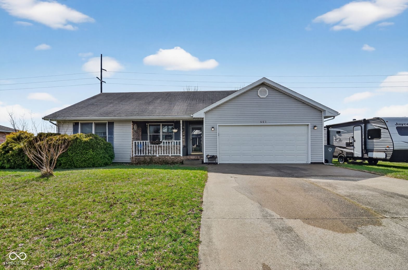 Photo of 457 Cornerstone Avenue, Seymour, IN