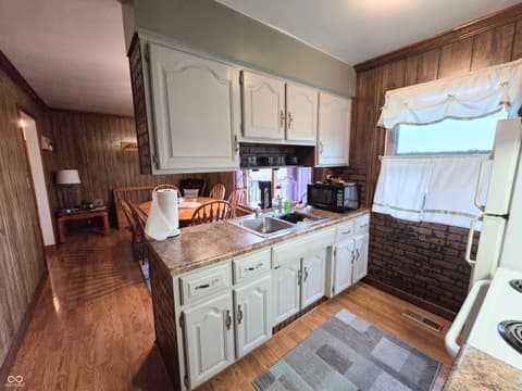 Kitchen at 2740 E 250 S, Shelbyville, IN