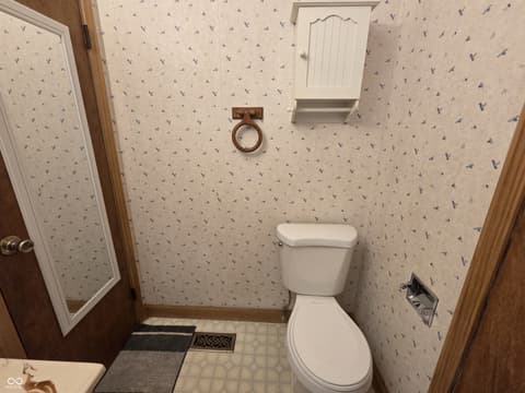 Bathroom at 2740 E 250 S, Shelbyville, IN
