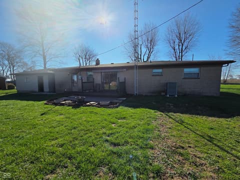 Backyard at 2740 E 250 S, Shelbyville, IN