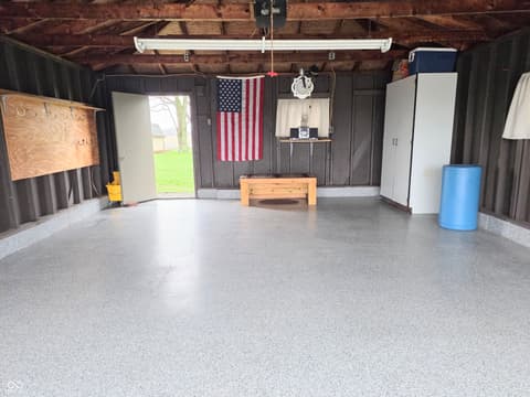 Garage at 2740 E 250 S, Shelbyville, IN