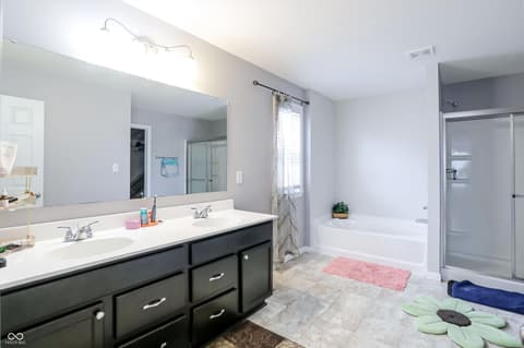 Photo of 1331 Horse Shoe, Greenwood, IN