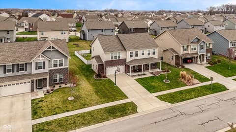 Photo of 1331 Horse Shoe, Greenwood, IN