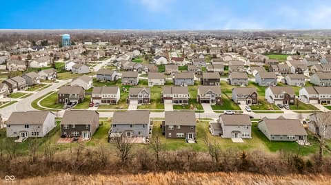Photo of 1331 Horse Shoe, Greenwood, IN