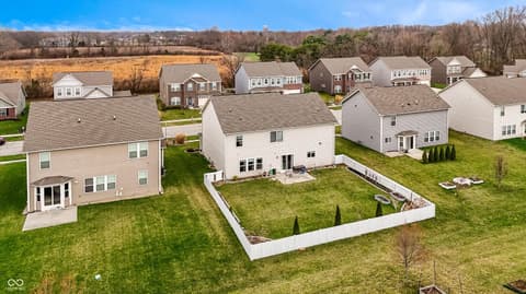 Photo of 1331 Horse Shoe, Greenwood, IN