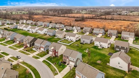 Photo of 1331 Horse Shoe, Greenwood, IN