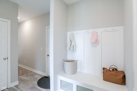 Photo of 19371 Gillcrest Drive, Noblesville, IN