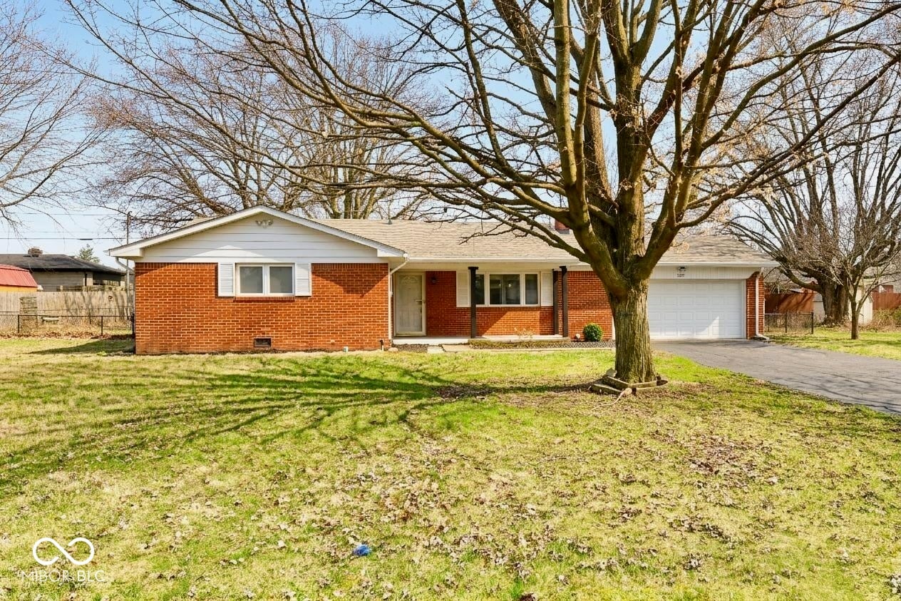 Front exterior at 325 E Brunswick Avenue, Indianapolis, IN