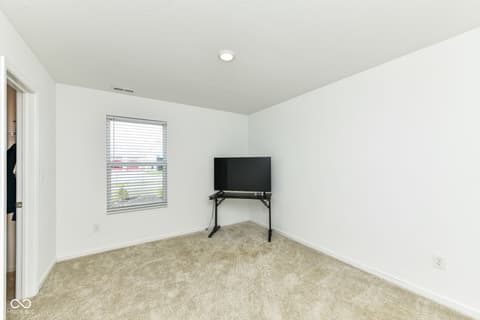 Photo of 984 Bent Branch Lane, Greenwood, IN