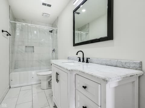 Photo of 1131 Jefferson Avenue, Indianapolis, IN