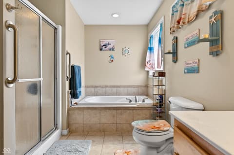 Primary bathroom at 5147 E Hyde Court, Columbus, IN