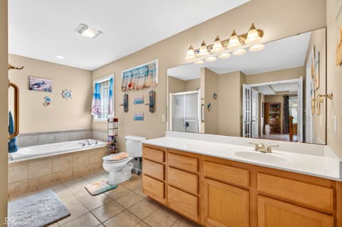 Primary bathroom at 5147 E Hyde Court, Columbus, IN