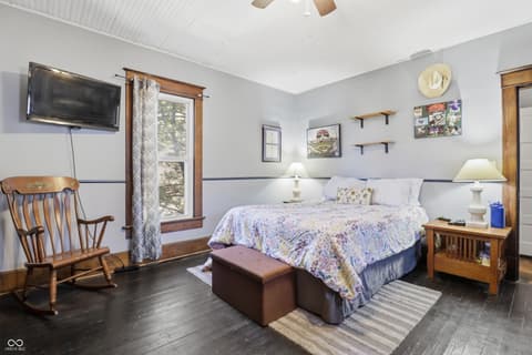 Photo of 598 Kentucky Street, Franklin, IN