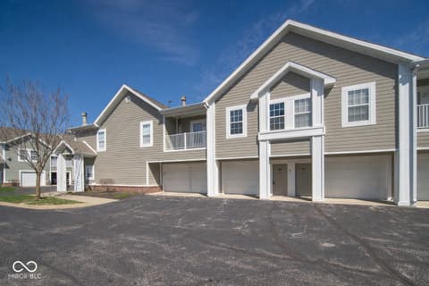 1144 Falcon Ridge