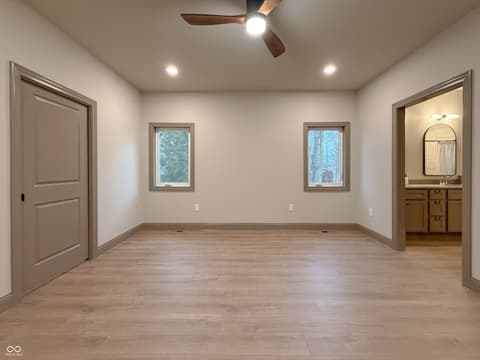 Photo of 403 Main Street, Hope, IN
