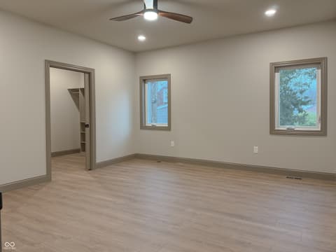 Photo of 403 Main Street, Hope, IN