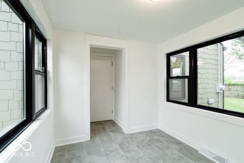 Photo of 12 Lincoln Drive, Brownsburg, IN