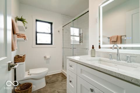 Photo of 12 Lincoln Drive, Brownsburg, IN
