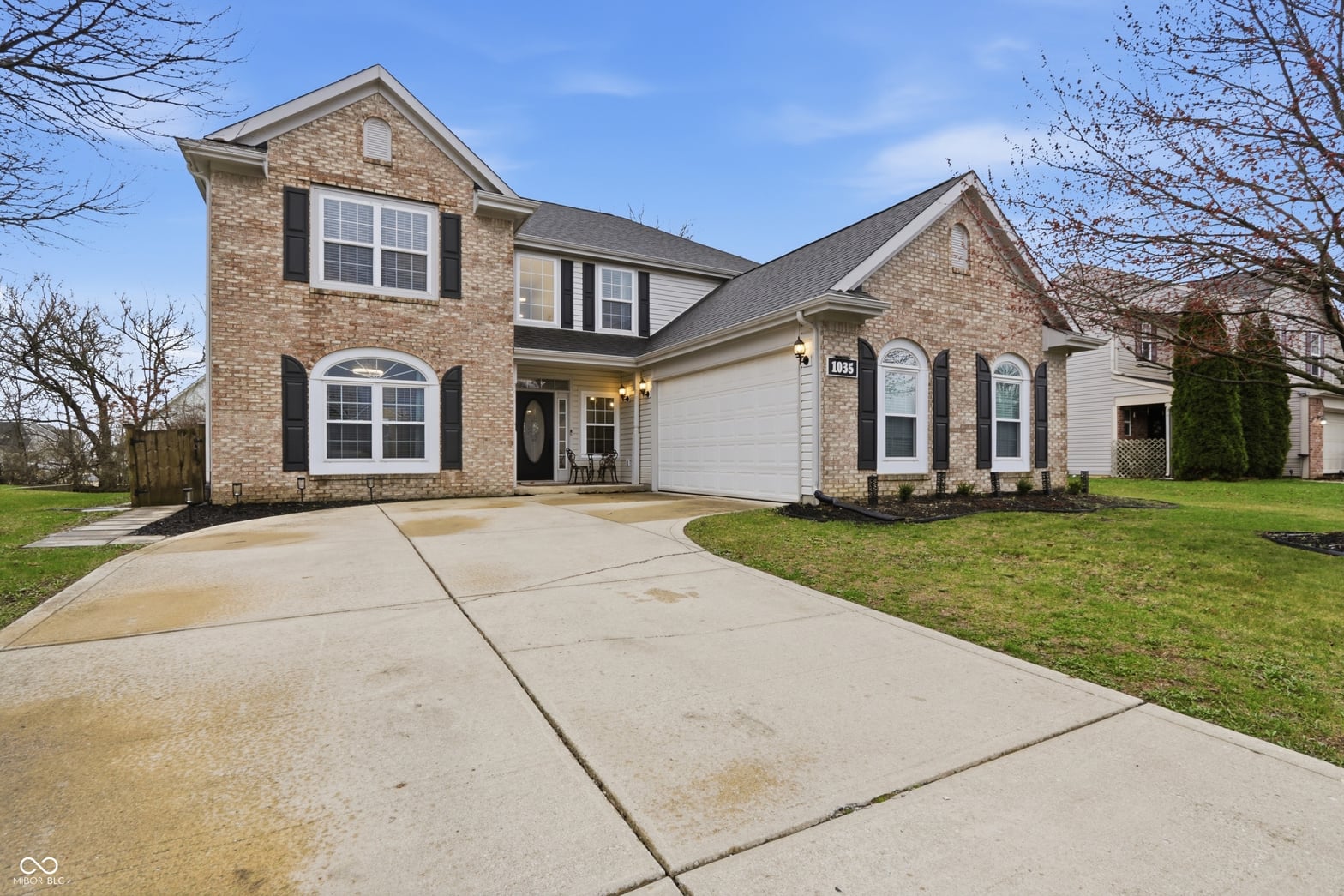Photo of 1035 Heatherwood Drive, Greenwood, IN