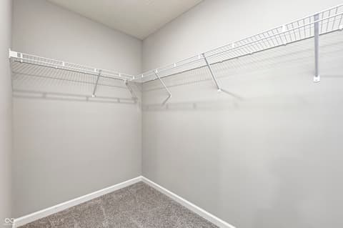 Walk In Closets — 11213 N Heirloom Drive, Monrovia, IN