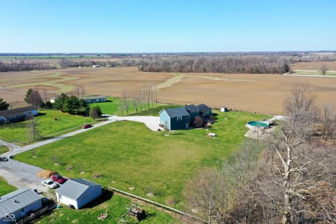Photo of 8526 Sandrea Lane S, Ladoga, IN