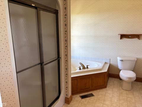 Primary bathroom at 3516 W 900 South, Milroy, IN
