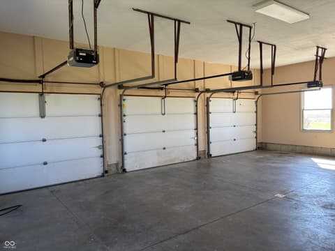 Garage at 3516 W 900 South, Milroy, IN