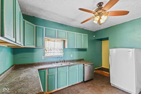 Photo of 1546 Hoefgen Street, Indianapolis, IN