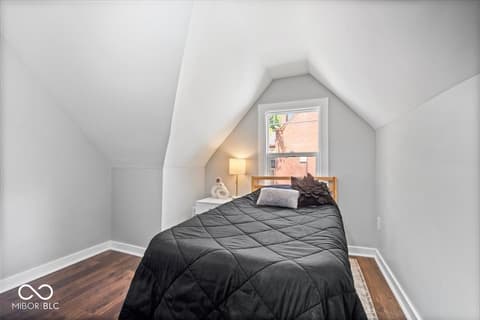 Bonus room at 1302 Laurel Street, Indianapolis, IN
