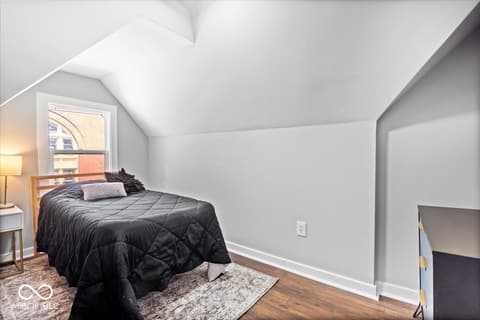 Bonus room at 1302 Laurel Street, Indianapolis, IN