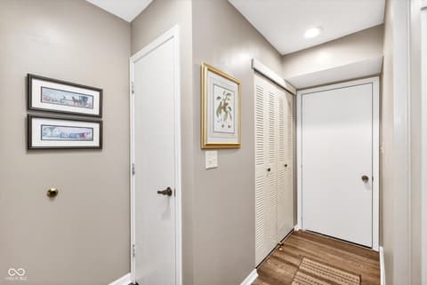 Photo of 1136 Paradise Way N, Greenwood, IN
