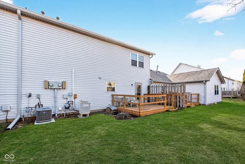 Photo of 1136 Paradise Way N, Greenwood, IN